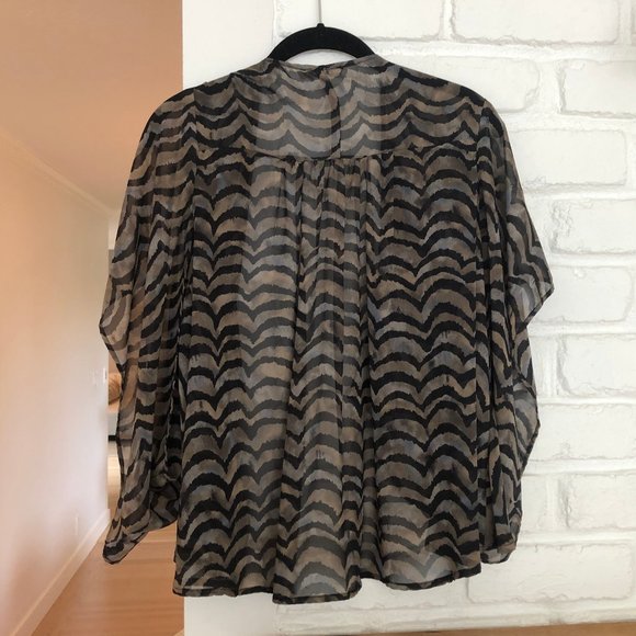 Lush Tiger Striped Sheer Kimono - Picture 2 of 3